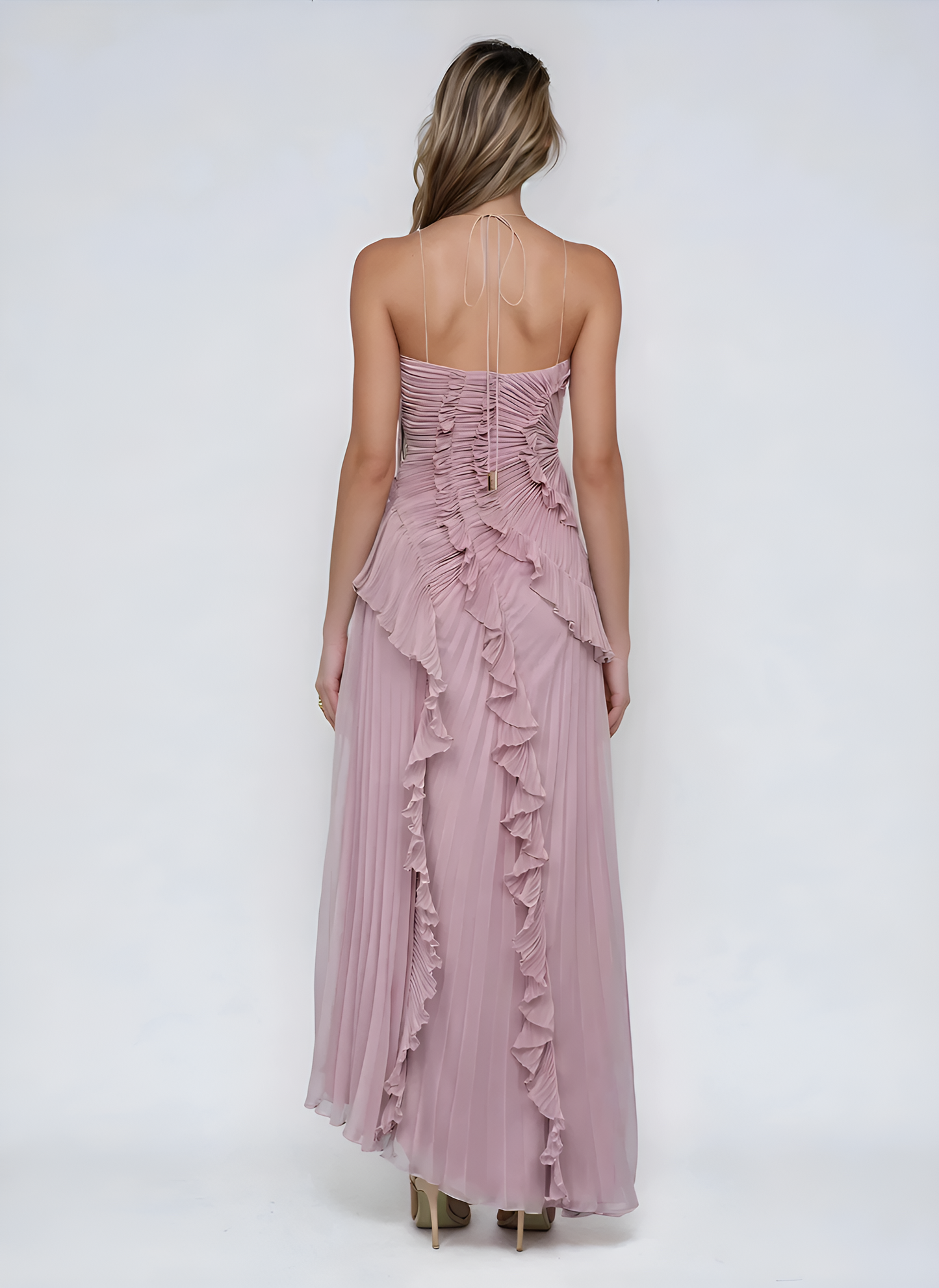 Vestido Halter de Volantes Aranza