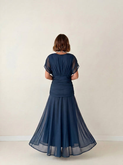 Vestido largo drapeado estilizador