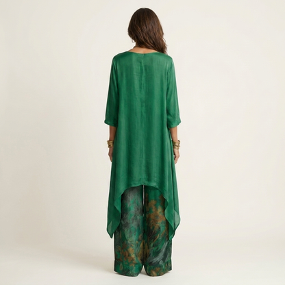 Cariola - conjunto de dos piezas, color verde, vista de espalda