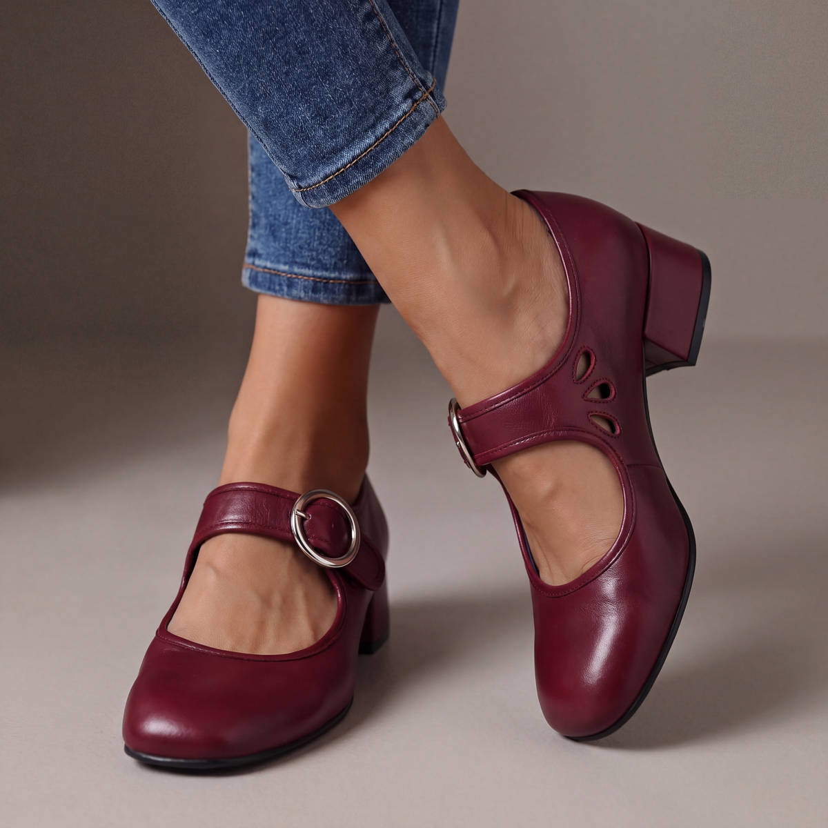 Nerea - zapatos destalonados con tacón color rojo
